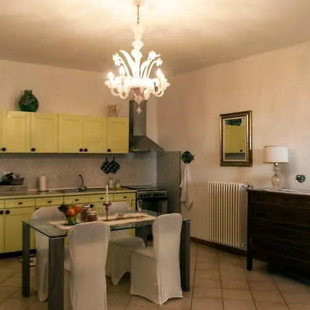 דירה Casa Del Sole N° 2 White And Gold גאוורדו